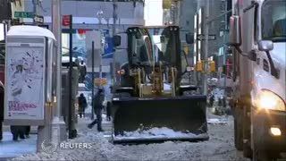 New York Tertimbun Salju, Ini Ragam Reaksi Warganya