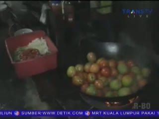 Restoran Sumbang Makanan Bagi Korrban Banjir