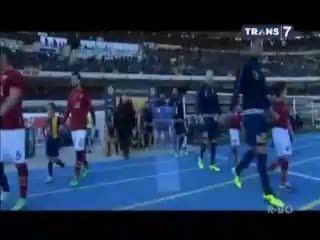 Roma Bayangi Juventus