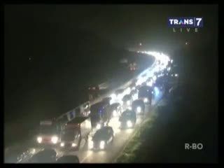 Tol Cipularang Amblas Lagi, Macet hingga Puluhan Kilometer