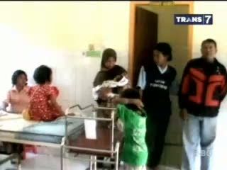 Tak Mampu Bayar Persalinan, Bayi Ditahan 