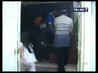 Polisi Kejar Pria Pembunuh Istrinya