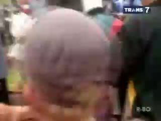 Tabrakan Karambol, Sopir Terjepit