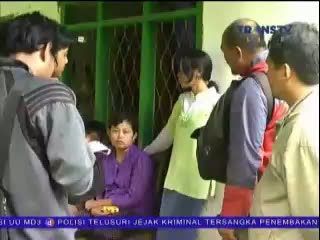 Takut Longsor Susulan Warga Mengungsi