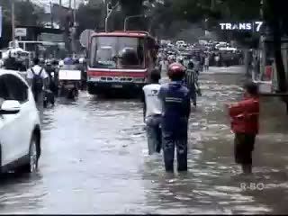 Jakarta Banjir, Warga Batal ke Kantor