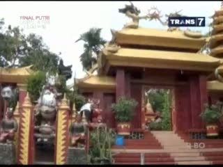 Klenteng Perpaduan Adat Tionghoa dan Bali