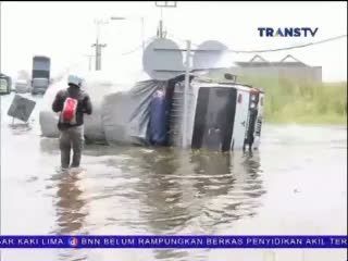 Kereta Dilarang Melintas Dekat Kolam Lumpur Lapindo