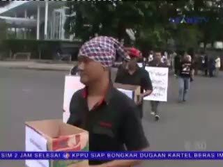 Ahok Ancam Pecat Dinas Kebersihan DKI Jakarta