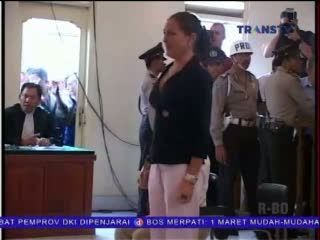 Keluarnya Corby dari Penjara Menarik Jurnalis Asing