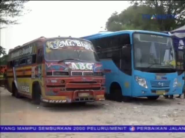 Bus Trans Padang Resmi Dioperasikan
