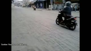 Pesan Bahaya Abu Vulkanik Kelud Beredar Luas, Ini Kata Kemenkes