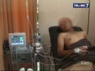 Pemuda Dikuliti Preman