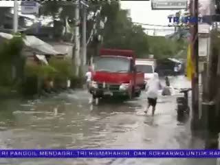 Hujan Deras Membuat Sejumlah Wilayah Terendam