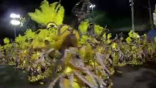 Penari Samba Terbaik se-Brazil Meriahkan Karnaval Rio