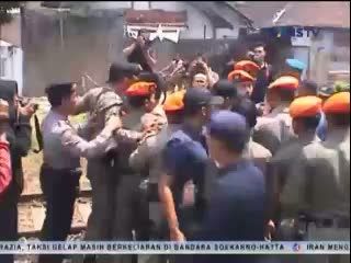 Penertiban PKL di Stasiun Madiun, Ricuh