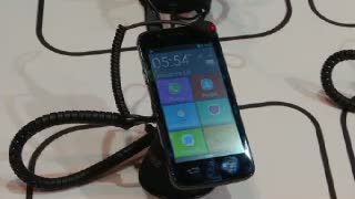 Demam Gadget, Ini Smartphone Spesial buat Lansia