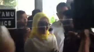 Diperiksa KPK, Menantu Atut Minta Mundur