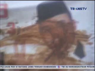 Jelang Pemilu, Poster dan Spanduk Calek Dinodai