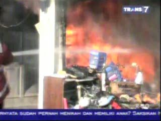 4 Ruko dan Seorang Tewas dalam Kebakaran 