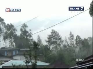 Status Gunung Slamet Belum Aman