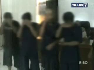 Curi Emas Batangan Majikan, Pekerja Bangunan Dibekuk Polisi