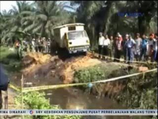 Mobil Masuk Parit Tewaskan 7 Siswa SD