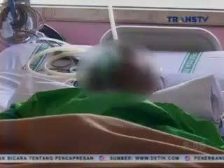 Iqbal yang Malang Dipaksa Mengamen Sejak Kecil