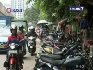 Rencana Pemberian Gaji Juru Parkir Rp 4,8 Juta Menuai Reaksi