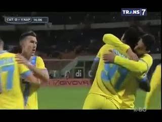 Napoli Pesta Gol