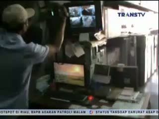 CCTV Rekam Ada Pria Keluar dari Mobil Ratu Herayani 