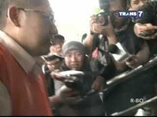 Anas Serahkan Bukti Aliran Dana Bank Century di Pilpres 2009