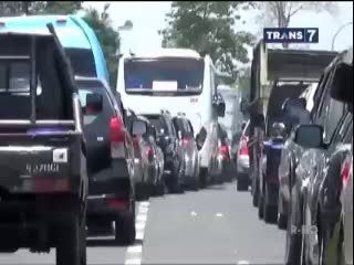 Tol Menuju Tempat Wisata Macet Total