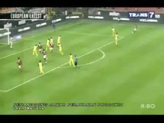 Milan Pecundangi Chievo Verona