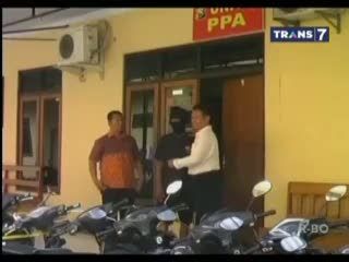 Bejat! Seorang Tukang Becak Cabuli Anak SD