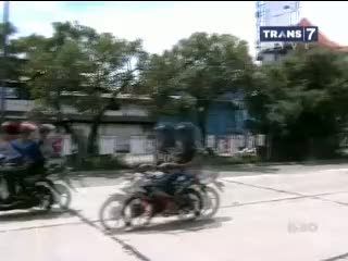 Atribut Kampanye Kotori Ruang Publik