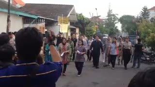 Tri Rismaharini Perawani TPS Jajartunggal