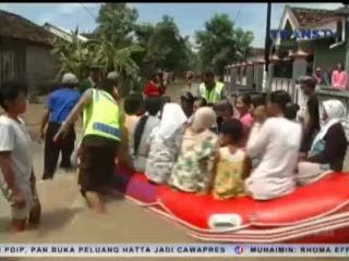 Sungai Lamong Meluap, 9 TPS Diungsikan