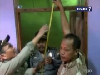 Diduga Dibunuh, Seorang Wanita Digantung di Rumahnya