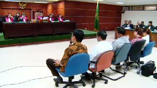 Setyo Novanto dan Idrus Marham Mangkir Sidang Akil Mochtar