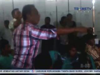Merasa Suaranya Dicurangi, Caleg Golkar Mengamuk