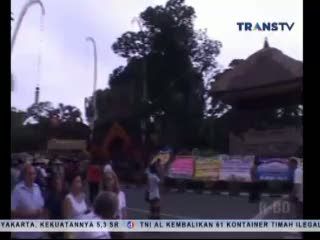 Mega dan Ical Tidak Datang Bersamaan Saat Pernikahan Raja Ubud di Bali