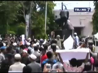 Massa Tolak Hitung Ulang Hasil Pemilu Legislatif