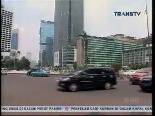 Papan Reklame Pembawa Petaka