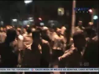 Massa Pendukung Calon Walikota Saling Kejar dengan Pendukung Lain