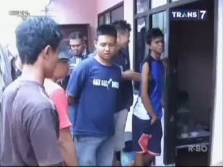 Pasangan Diluar Nikah Pingsan Saat Digerebek 