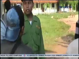 Hansip Larang Wartawan Liput Coblos Ulang