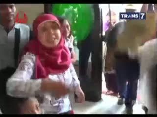 Tersangka Penjambret Dibebaskan, Keluarga Korban Mengamuk