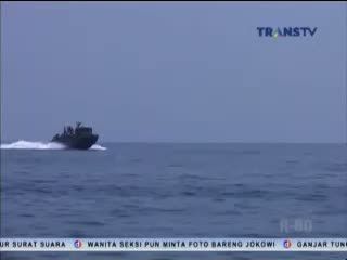 TNI AD Pamerkan Alutsista KMC Komando