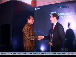 CT Raih Penghargaan The Progressive Figure