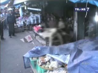 Tak Terima Ditegur Saat Nonton TV, Pedagang Tusuk Tukang Parkir